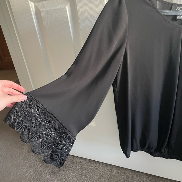 Black blouse with lace trim - Picture 3 of 5